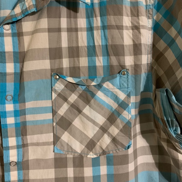 Men’s Guess Shirt - Picture 2 of 5